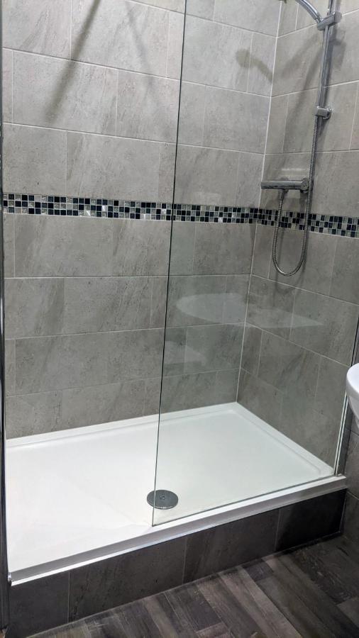 #Huge Master Suite #Self Check In #Very Central!!! York Exterior photo